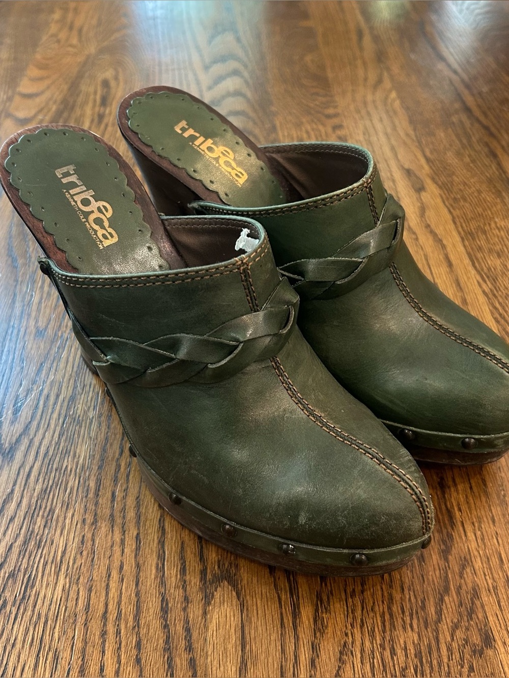 Vintage Tribeca by Kenneth Cole Leather Clogs